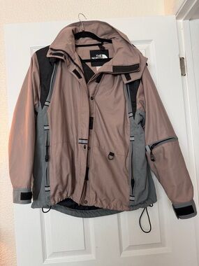 The North Face Two-Tone Shell Jacket - Mauve & Gray